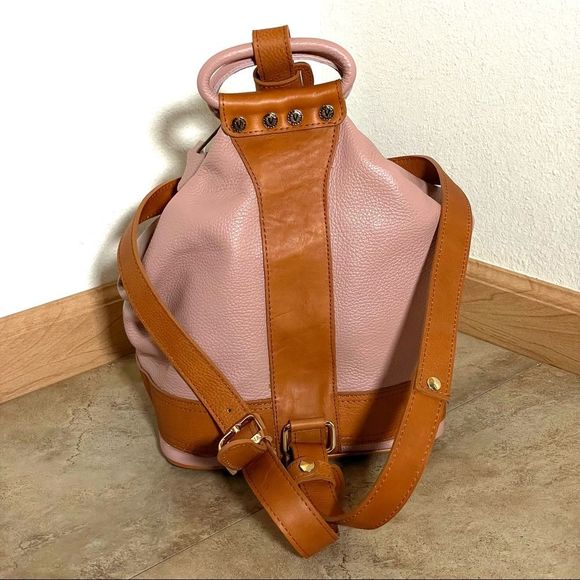 NWT LAST ONE RARE Valentina Sling Backpack Real Italian Leather Convertible Bag - Picture 13 of 16